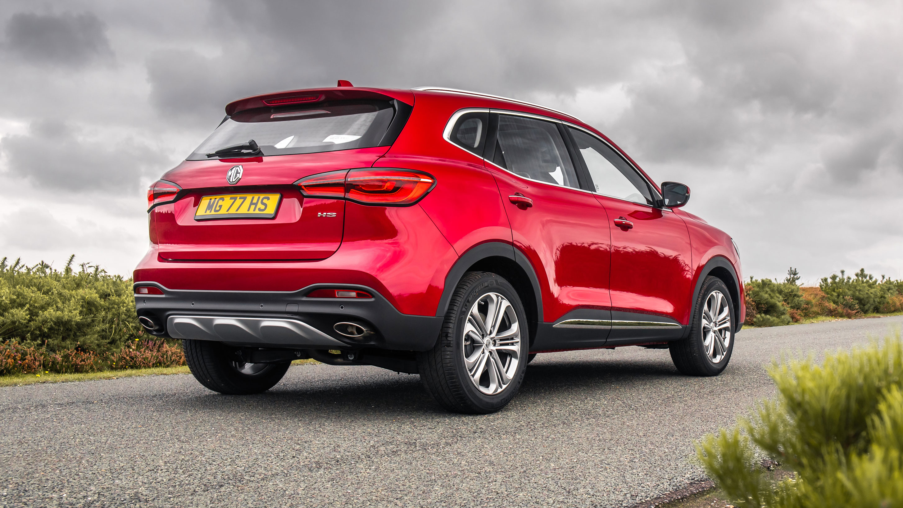 MG HS Review & Prices 2023 AutoTrader UK